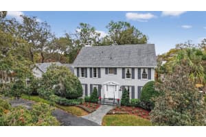 2000 COUNTRY CLUB DRIVE, EUSTIS, FL 32726 - MLS#MFRG5108406