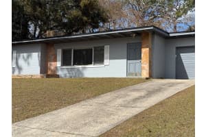 754 Pine Ln, CLERMONT