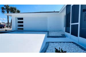 2210 BLACKWOOD DRIVE, VENICE, FL 34293 - MLS#MFRG5108507