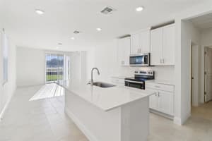 875 SUNSHOWER DRIVE, LADY LAKE, FL 32159 - MLS#MFRG5108516