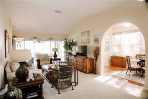 MLS# MFRG5108623, Mount Dora, Florida 32757