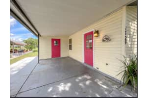 1729 LAUREN LANE, LADY LAKE, FL 32159 - MLS#MFRG5108642