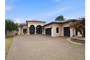 38701 OAK PLACE COURT, LADY LAKE, FL 32159 - MLS#MFRG5108689