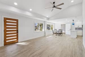 118 GRANDVIEW STREET, MOUNT DORA, FL 32757 - MLS#MFRG5108730