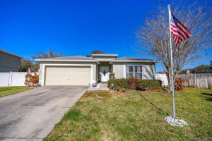 895 VANDERBILT DRIVE, EUSTIS, FL 32726 - MLS#MFRG5108792