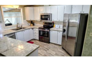 25039 PINE HILL, LEESBURG, FL 34748 - MLS#MFRG5108806