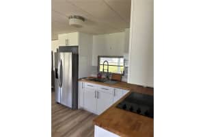 14750 OLD US HIGHWAY 441, TAVARES, FL 32778 - MLS#MFRG5108813