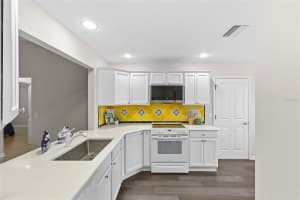 2377 LONGBOW TRAIL, THE VILLAGES, FL 32162 - MLS#MFRG5108859