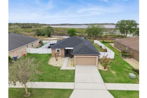 725 Black Eagle Dr, GROVELAND