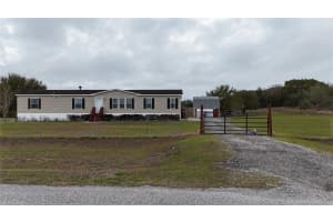 8009 SERGEANT PEPPER DR, HOWEY IN THE HILLS, FL 34737 - MLS#MFRG5108930