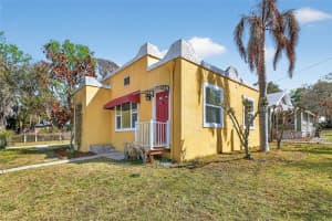 342 CLAYTON STREET, MOUNT DORA, FL 32757 - MLS#MFRG5108937