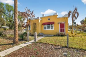 342 CLAYTON STREET, MOUNT DORA, FL 32757 - MLS#MFRG5108937