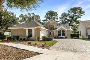 1824 STAFFORD SPRINGS BOULEVARD, MOUNT DORA, FL 32757 - MLS#MFRG5109130