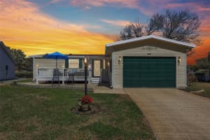 25736 OAK ALLEY, LEESBURG, FL 34748 - MLS#MFRG5109134