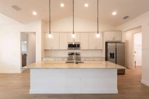 726 SLOAN'S RIDGE ROAD, GROVELAND, FL 34736 - MLS#MFRG5109145