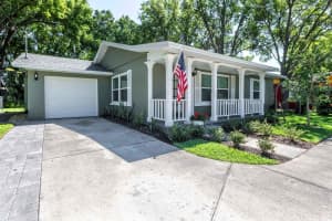 1210 DONNELLY STREET, MOUNT DORA, FL 32757 - MLS#MFRG5109156