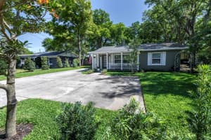 1210 DONNELLY STREET, MOUNT DORA, FL 32757 - MLS#MFRG5109156