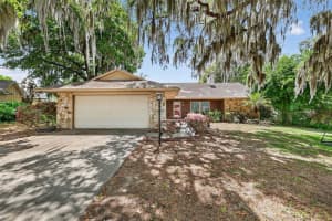 50 COURT DRIVE, EUSTIS, FL 32726 - MLS#MFRG5109203