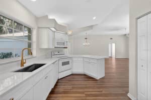 316 BAYTREE BOULEVARD, TAVARES, FL 32778 - MLS#MFRG5109225