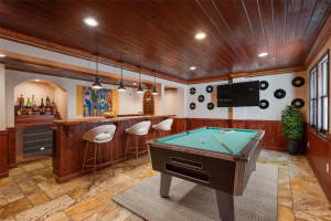 976 FAIRVIEW AVENUE, MOUNT DORA, FL 32757 - MLS#MFRG5109268