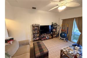 2010 1/2 VINE STREET, LEESBURG, FL 34748 - MLS#MFRG5109373