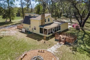 2917 LAKE GRIFFIN ROAD, LADY LAKE, FL 32159 - MLS#MFRG5109377