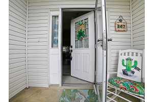 347 BENTWOOD DRIVE, LEESBURG, FL 34748 - MLS#MFRG5109411