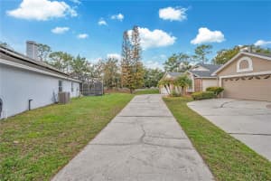 12105 HARKNESS COURT, ORLANDO, FL 32828 - MLS#MFRG5109441