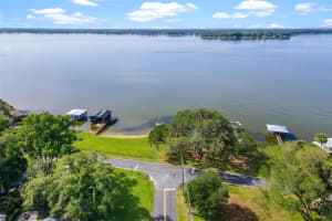 366 BAY ROAD, MOUNT DORA, FL 32757 - MLS#MFRG5109446