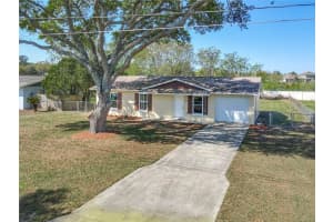 12 Kristin Ln, EUSTIS
