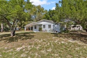 501 POINSETTIA AVENUE, FRUITLAND PARK, FL 34731 - MLS#MFRG5109563