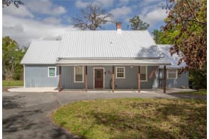 1905 MYRTLE LAKE AVENUE, FRUITLAND PARK, FL 34731 - MLS#MFRG5109617