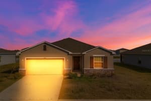 221 Aquamarine Ln, KISSIMMEE