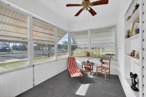 272 CENTRAL/SR19S AVENUE, UMATILLA, FL 32784 - MLS#MFRG5109648