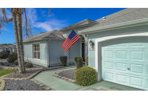 2105 ZARAGOZA PLACE, LADY LAKE, FL 32159 - MLS#MFRG5109818