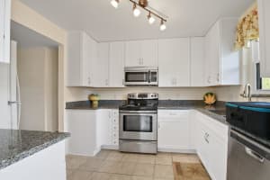 4300 BAYWOOD BOULEVARD, MOUNT DORA, FL 32757 - MLS#MFRG5109828