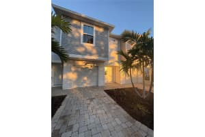 2525 6TH AVENUE DRIVE, BRADENTON, FL 34208 - MLS#MFRG5109978
