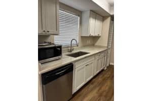 414 JENNIFER LANE, EUSTIS, FL 32726 - MLS#MFRG5110043