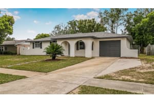 2710 Lakewood Ln, EUSTIS
