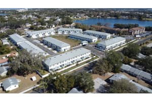 1075 CAROLINE STREET, TAVARES, FL 32778 - MLS#MFRG5110120