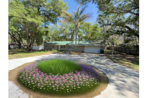 207 MANDARIN LN, FRUITLAND PARK, FL 34731 - MLS#MFRG5110195