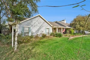 2002 FAIRWAY DRIVE, EUSTIS, FL 32726 - MLS#MFRG5110210