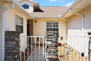 26627 RACQUET CIRCLE, LEESBURG, FL 34748 - MLS#MFRG5110237