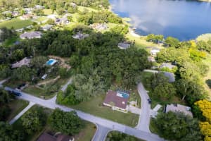1220 COUNTRY CLUB ROAD, EUSTIS, FL 32726 - MLS#MFRG5110347