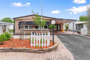 2470 KAREN DRIVE, MOUNT DORA, FL 32757 - MLS#MFRG5110355