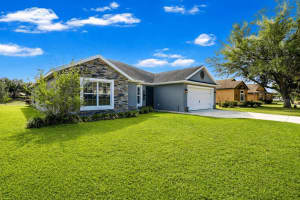 36726 ALAQUA COURT, EUSTIS, FL 32736 - MLS#MFRG5110424