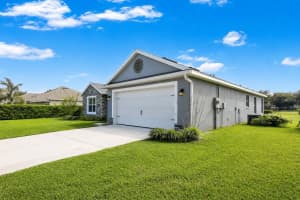 36726 ALAQUA COURT, EUSTIS, FL 32736 - MLS#MFRG5110424