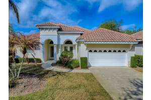 9926 SANTA BARBARA COURT, HOWEY IN THE HILLS, FL 34737 - MLS#MFRG5110486