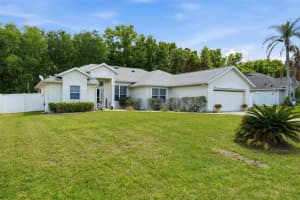 2503 Gables Dr, EUSTIS