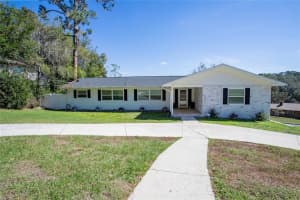 1930 Hilltop Dr, MOUNT DORA